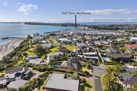 Photo of property in 23 Clyside Avenue, Half Moon Bay, Auckland, 2012