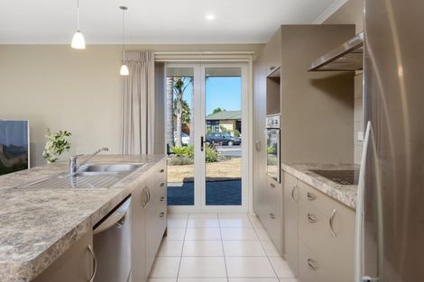 Photo of property in 4 Pat Bishop Place, Papamoa Beach, Papamoa, 3118