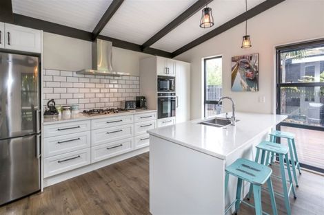 Photo of property in 36a Campbell Street, Sumner, Christchurch, 8081