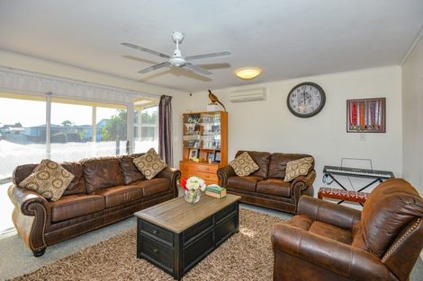 Photo of property in 1215 Willowpark Road North, Mayfair, Hastings, 4122