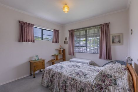 Photo of property in 11 Church Lane, Waipukurau, 4200