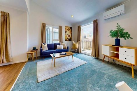 Photo of property in 4a Macdonald Crescent, Te Aro, Wellington, 6011