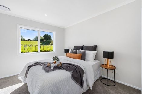 Photo of property in 30 Henderson Street, Kimbolton, 4774