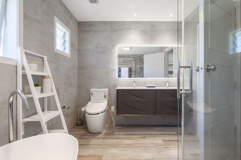 Photo of property in 15 Benders Avenue, Hillcrest, Auckland, 0627