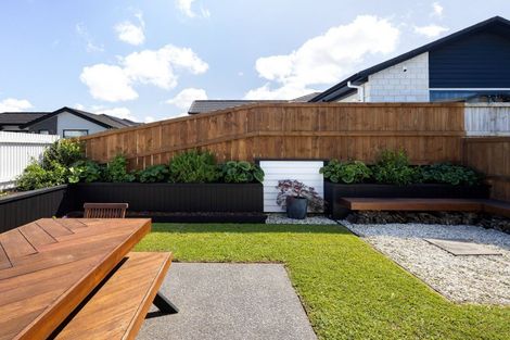 Photo of property in 2/10 Maanihi Drive, Rototuna North, Hamilton, 3210