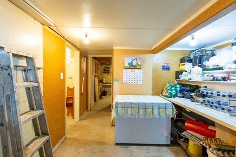 Photo of property in 11 Ries Street, Dannevirke, 4930