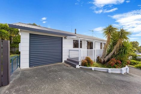 Photo of property in 2/63 Rodney Street, Wellsford, 0900