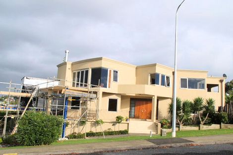 Photo of property in 7 Tainui Road, Cockle Bay, Auckland, 2014