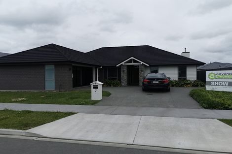 Photo of property in 7 Ruahine Road, Poraiti, Napier, 4112