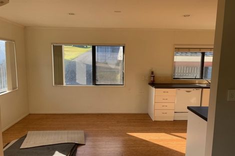 Photo of property in 71a Brunner Road, Glen Eden, Auckland, 0602