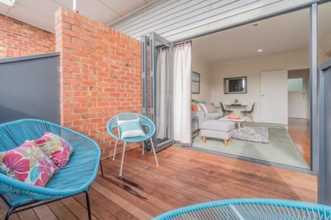 Photo of property in 7/221 Mount Smart Road, Onehunga, Auckland, 1061