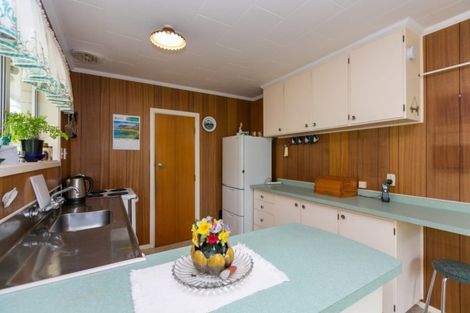 Photo of property in 3 Findlay Street, Moturoa, New Plymouth, 4310