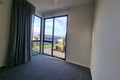 Photo of property in 137 Penruddock Rise, Westmorland, Christchurch, 8025