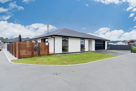 Photo of property in 6 Silverview Place, Mosgiel, 9024
