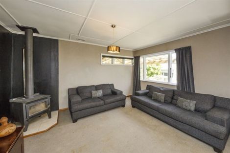 Photo of property in 11 Ngaire Street, Longburn, Palmerston North, 4412