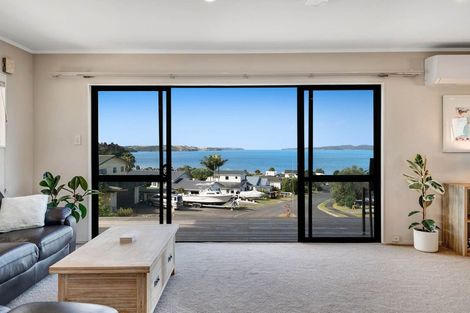 Photo of property in 39 Merehai Place, Snells Beach, 0920