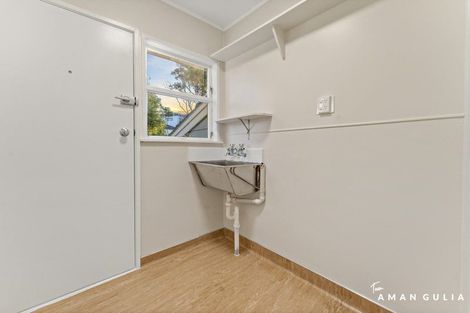 Photo of property in 18 Grandison Crescent, New Lynn, Auckland, 0600
