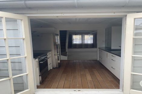 Photo of property in 18 Potatau Street, Grey Lynn, Auckland, 1021