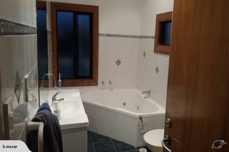 Photo of property in 1 Bunker Way, Strathmore Park, Wellington, 6022