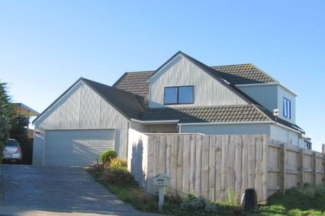 Photo of property in 39 Gurkha Crescent, Khandallah, Wellington, 6035