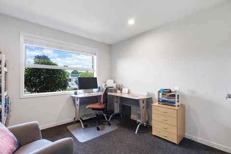 Photo of property in 16 Lilac Close, Cambridge, 3434