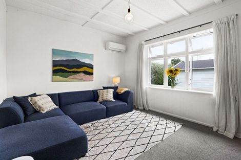 Photo of property in 305 Riverslea Road North, Parkvale, Hastings, 4122