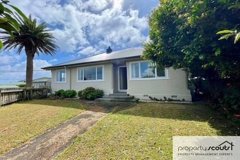 Photo of property in 119 Pioneer Road, Moturoa, New Plymouth, 4310