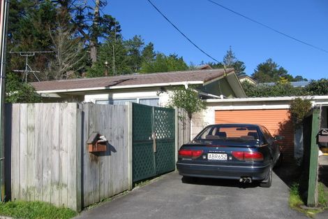 Photo of property in 2/34 Candia Road, Swanson, Auckland, 0614