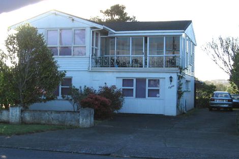 Photo of property in 80 Hepburn Road, Glendene, Auckland, 0602