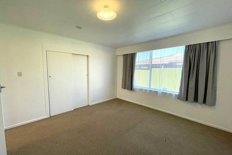 Photo of property in 2/154 Carrington Street, Lower Vogeltown, New Plymouth, 4310