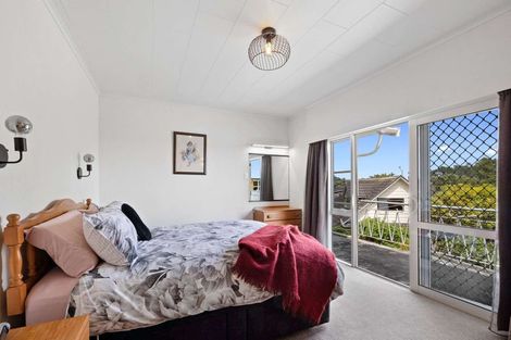 Photo of property in 410 South Road, Omata, New Plymouth, 4374