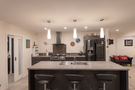 Photo of property in 199 Pacific Drive, Fitzherbert, Palmerston North, 4410