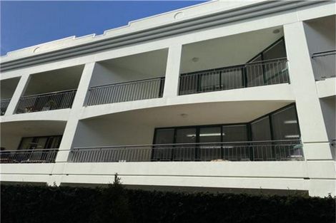 Photo of property in Regent Courts, 3/75 Gloucester Street, Christchurch Central, Christchurch, 8013
