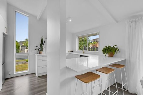 Photo of property in 10 O'halloran Drive, Halswell, Christchurch, 8025