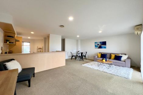 Photo of property in 2/23 Charlenne Close, Ranui, Auckland, 0612