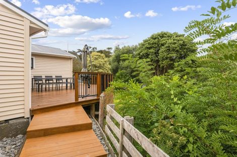 Photo of property in 56 Aorangi Road, Paraparaumu, 5032