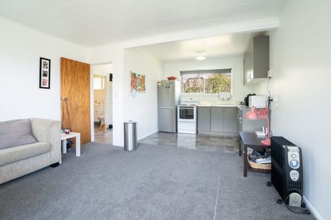 Photo of property in 1/16 John Street, Titahi Bay, Porirua, 5022