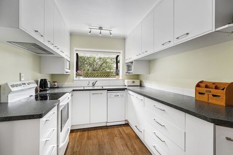 Photo of property in 85c Oxford Street, Tawa, Wellington, 5028