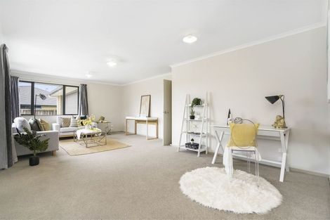 Photo of property in 20 Max Landing, Grandview Heights, Hamilton, 3200