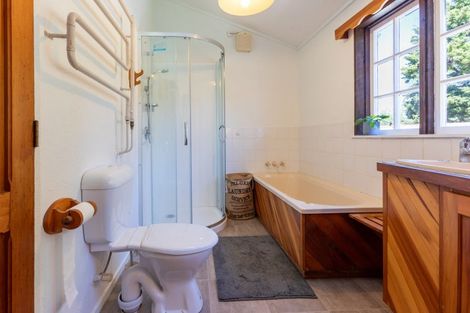 Photo of property in 45 Riverdale Road, Dannevirke, 4930