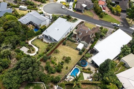 Photo of property in 28 Maori Hut Road, Red Beach, 0932