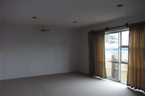 Photo of property in 397 Bucklands Beach Road, Bucklands Beach, Auckland, 2012