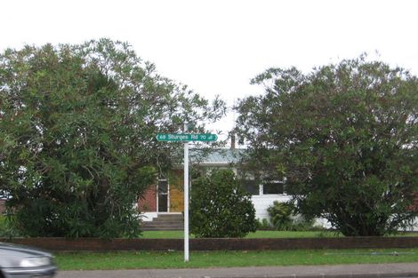 Photo of property in 68 Sturges Road, Henderson, Auckland, 0612