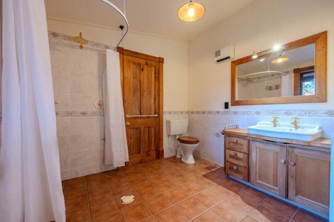 Photo of property in 7 Mclellan Place, Albert Town, Wanaka, 9305