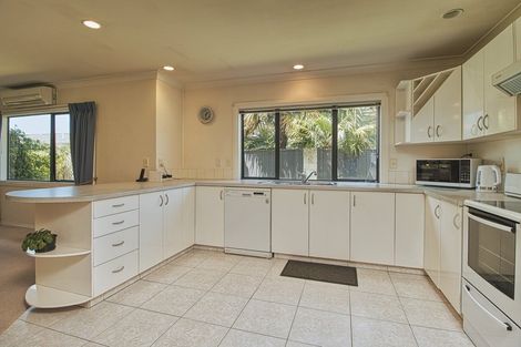 Photo of property in 71 Avenue Road, Greenmeadows, Napier, 4112