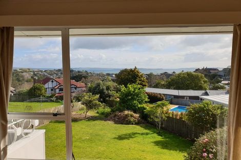 Photo of property in 1/26 Mellons Bay Road, Howick, Auckland, 2014