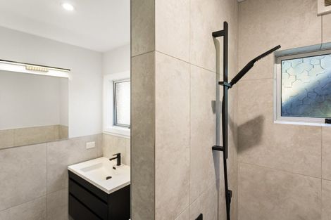 Photo of property in 74 Catherine Crescent, Whitianga, 3510