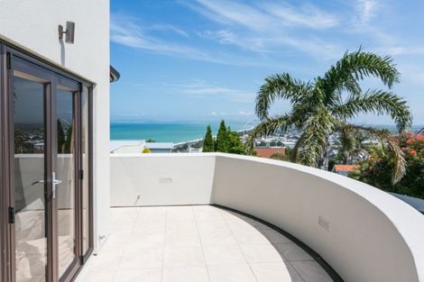 Photo of property in 5 Gladstone Road, Bluff Hill, Napier, 4110