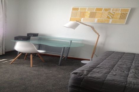 Photo of property in 16 Freyberg Street, Roslyn, Palmerston North, 4414