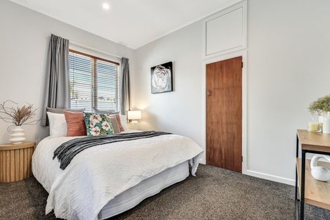 Photo of property in 18 Olwyn Terrace, Dinsdale, Hamilton, 3204